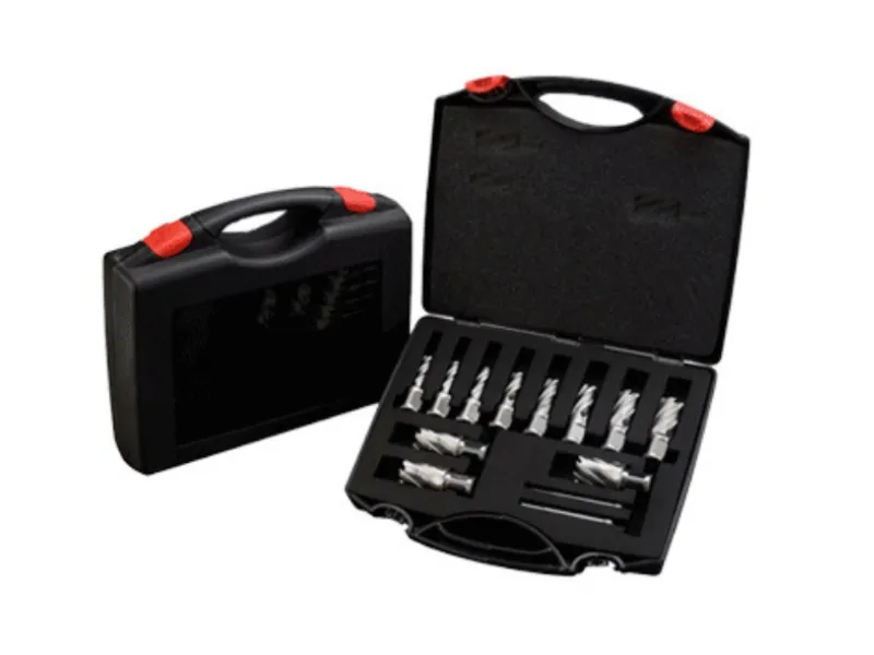 Jeu de 13 forets &agrave; noyau