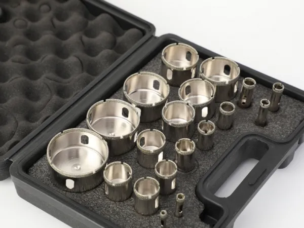 Ensemble de scies-cloches murales 19 pièces